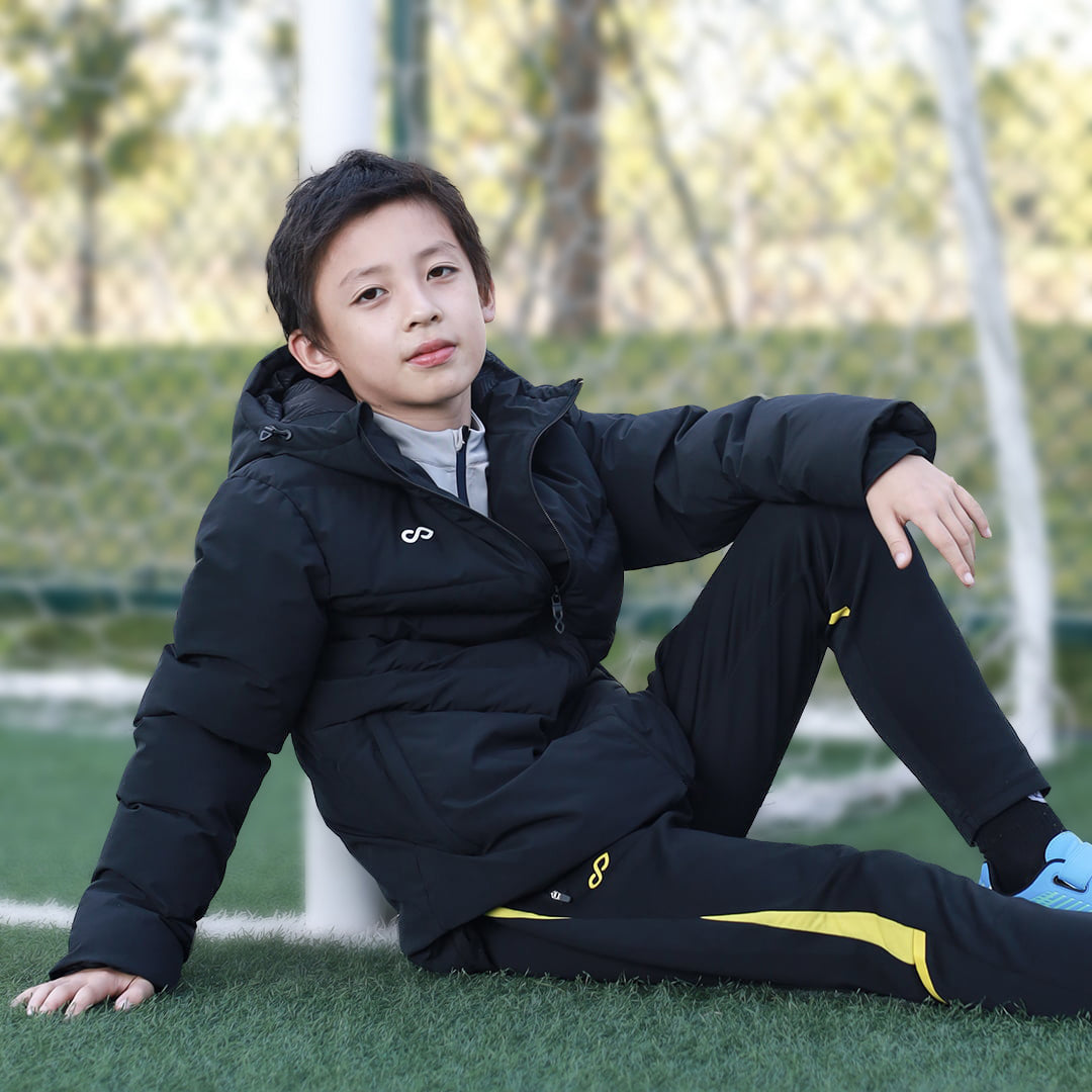 Kid Short Padded Jacket Aestara black
