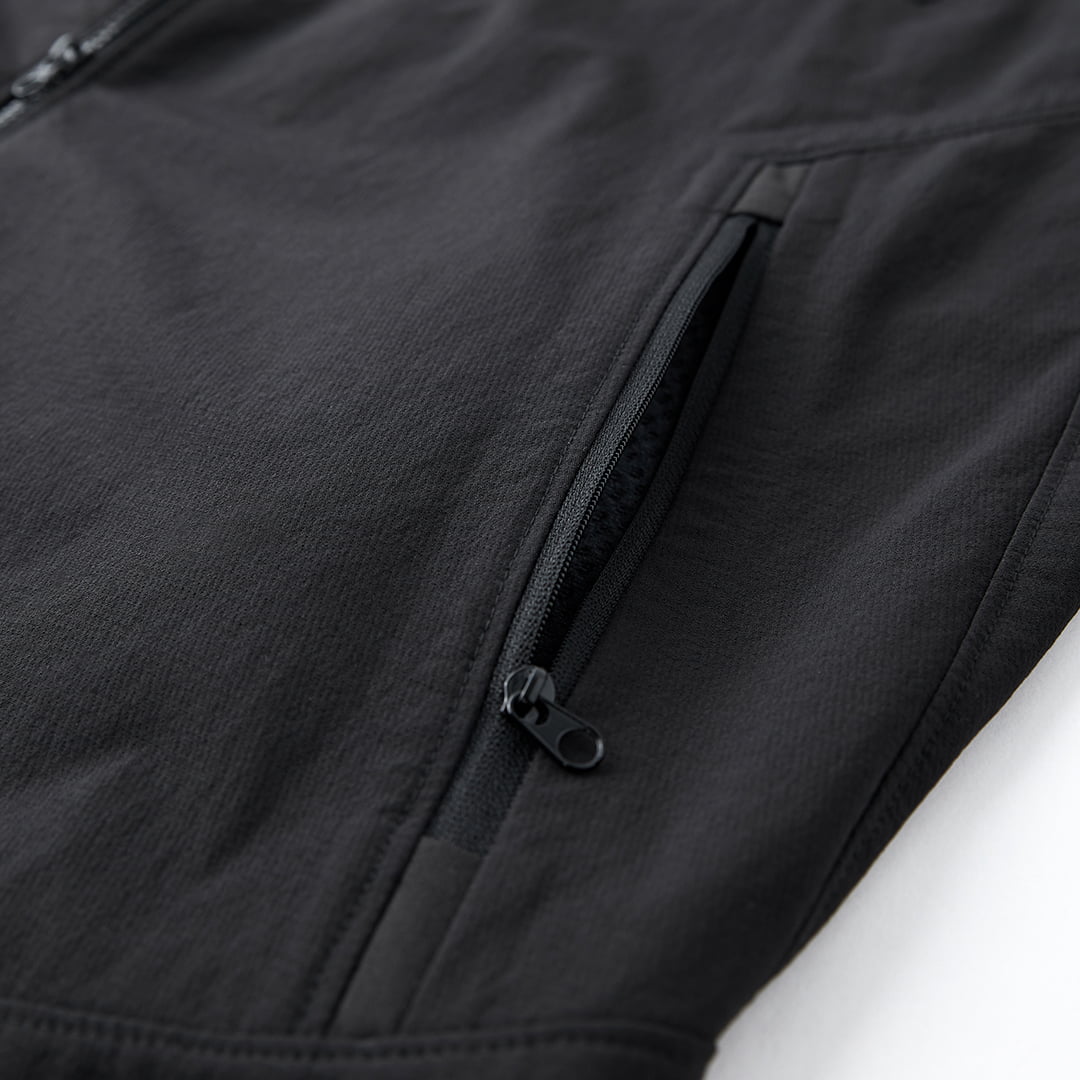 Lightweight Ventara Seamless Bonded Hooded Jacket - AT241GBJJ3 black
